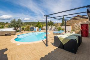 Villa avec piscine et Jaccuzy