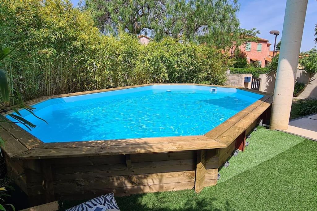 Villa Villa avec piscine privé proche mer 8 Rue des Albizzias 66200 Elne