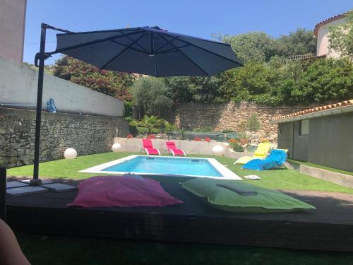 Villa avec piscine privée nimes