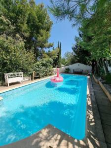 Villa avec piscine \
