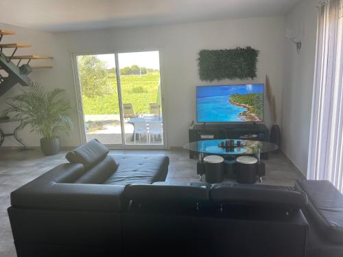 Villa avec vue sur vignes à 15min des plages