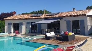 Villa Beach