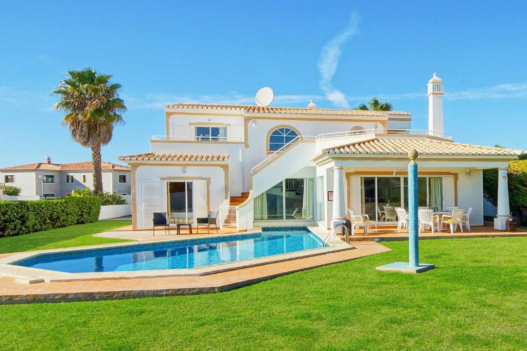 Villa Beatrice Caminho da Praia Grande, 8200-385 Albufeira