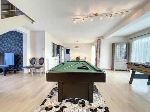 VILLA BELLA VISTA - Proche Rennes - Billard - Baby-foot