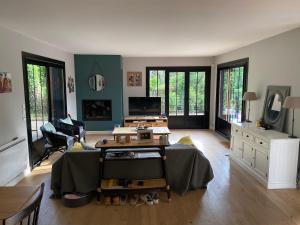 Villa bois avec piscine ref 168
