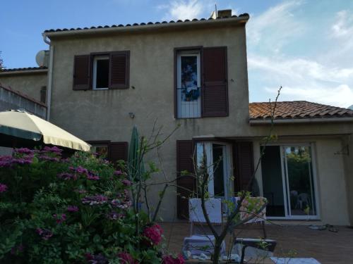 Villa bord de mer Corse