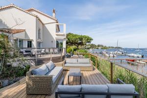Villa Bord de Mer -Sea and Mountain Pleasure
