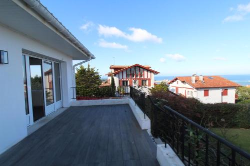 VILLA BORDAGAIN AVEC LES CLES DE SAINT JEAN DE LUZ