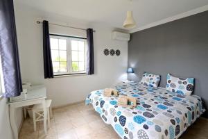 Villa Camilla 6 bed/bath villa close to the Marina