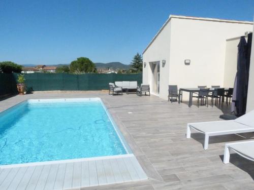 Villa Caramel