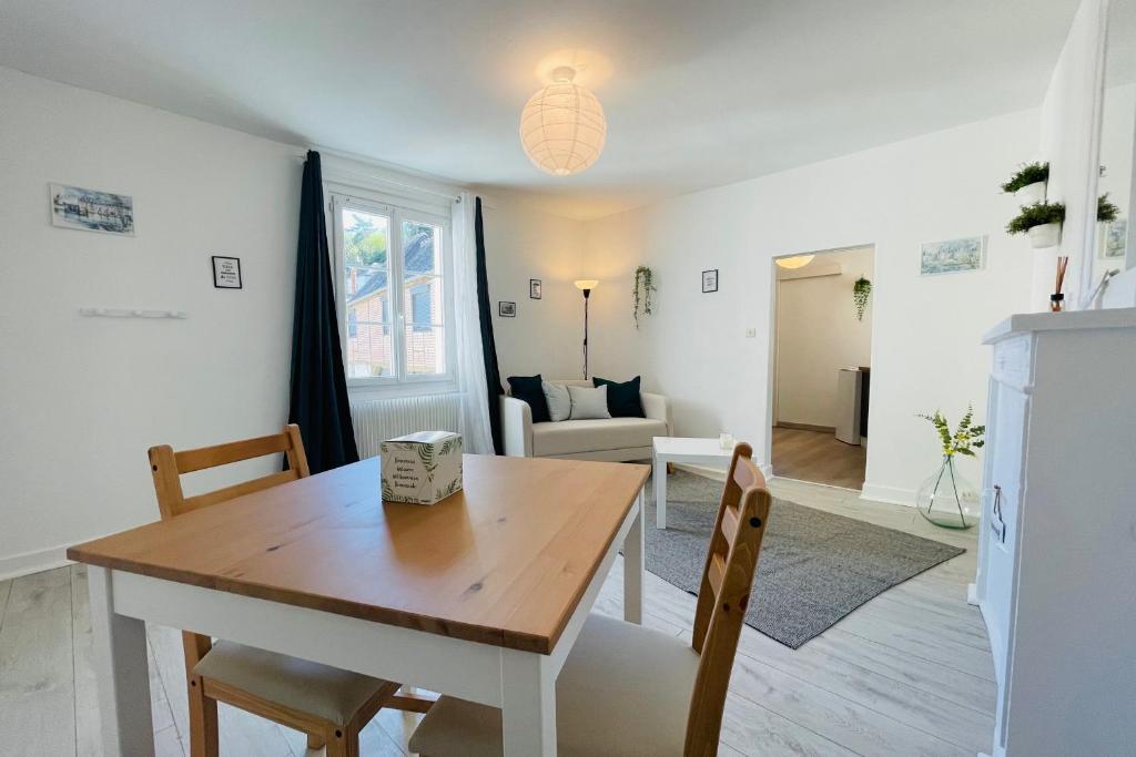 Villa Carole YourHostHelper. 83380 Roquebrune-sur Argens