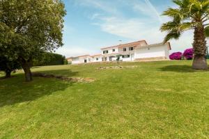 Villa Casa Branca - with Private Pool & Big Garden