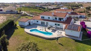 Villa Casa Branca - with Private Pool & Big Garden
