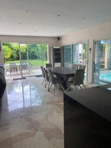 Villa Villa Cassidy 10 Rue des Prés 91620 La Ville-du-Bois Île-de-France