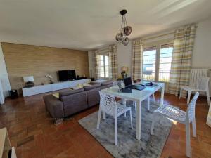 Villa Cavalaire-sur-Mer, 7 pièces, 12 personnes - FR-1-100-292