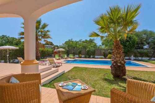 Villa Celia by Villa Plus
