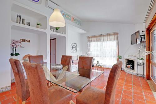 Villa Central Oura Beach