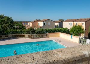 Villa Centre Uzes à Pieds avec piscine