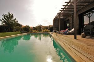VILLA CHACOU - Piscine chauffee