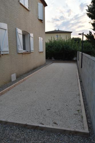 villa classée 4 étoiles avec piscine et boulodrome