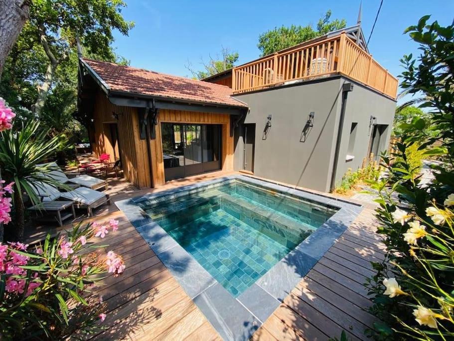 Villa coin de paradis avec piscine et jacuzzi 4 étoiles 112 Boulevard Pierre Dignac, 33470 Gujan-Mestras