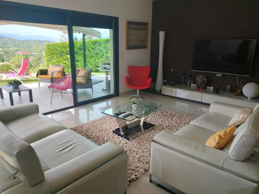 Villa contemporaine avec jacuzzi et vue imprenable Chemin de Carlencas, 34600 Bédarieux