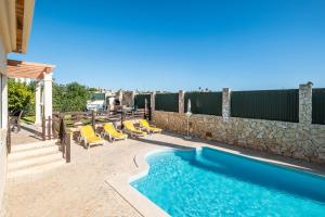 Villa Villa Cordeiro - Heated Pool - Free wi-fi - Air Con Vale Rabelho Lt. 4 8200-410 Guia Algarve