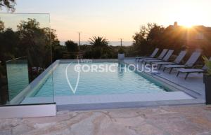 VILLA CORSIC'HOUSE