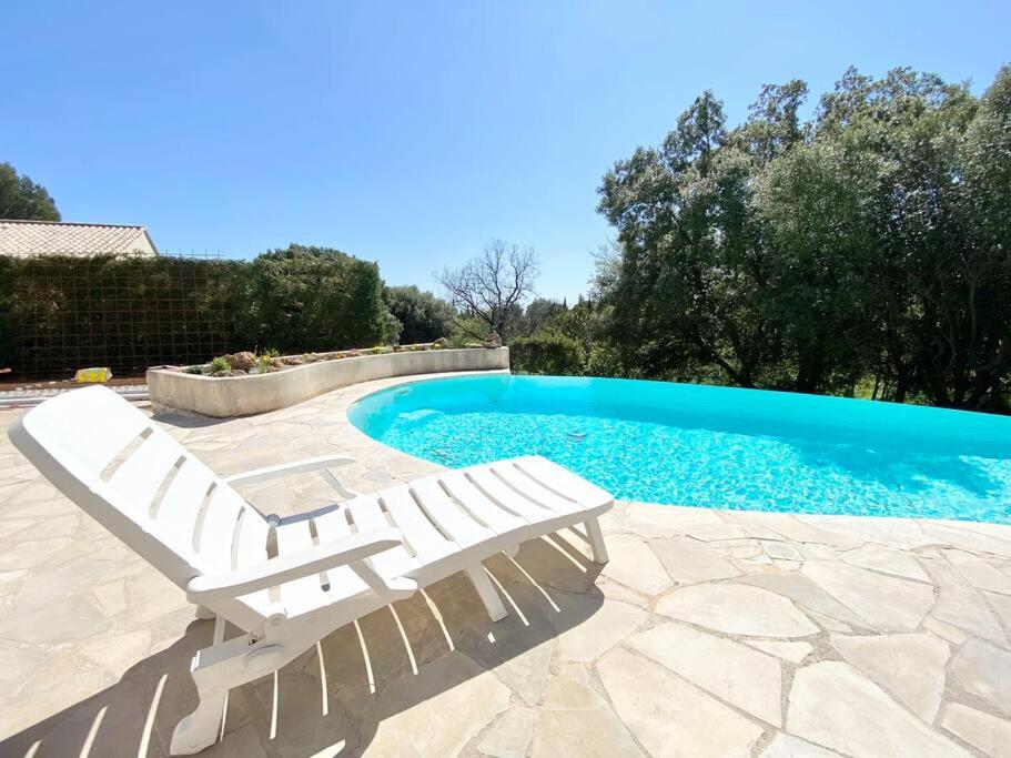 Villa Cosy avec piscine chauffée