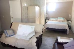 Villa d'une chambre avec piscine privee jardin clos et wifi a Alixan