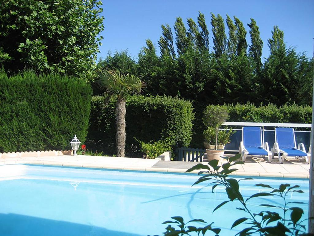 Villa Villa d'une chambre avec piscine privee jardin clos et wifi a Villars 30 Route de la Riaille Vaucluse, Provence-Alpes-Côte d'Azur 84400 Villars