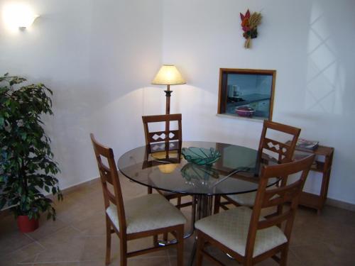 Villa Da Colina - front line villa over looking the beach and golf course in Vale Do Lobo