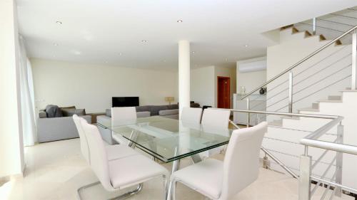 Villa da Vinha CD233, quiet area, sleeps 10 - Clever Details