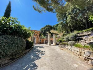 Villa Darius Belle et grande villa, piscine, clim, vue mer Cavalaire sur Mer