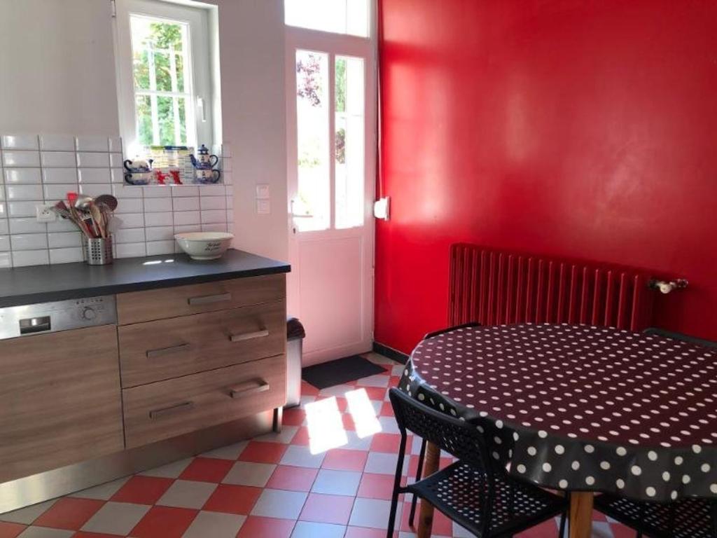 Villa de 2 chambres avec piscine privee jardin clos et wifi a Dauphin 04300 Dauphin