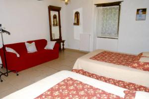 Villa de 2 chambres avec piscine privee jardin clos et wifi a Ornezan