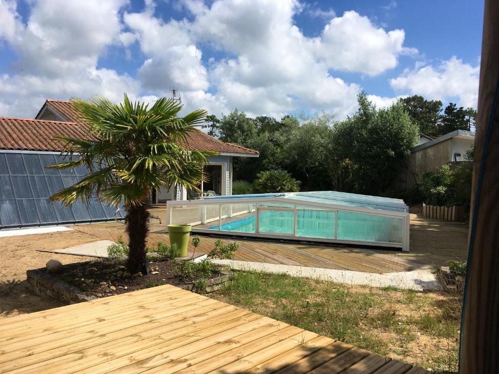 Villa Villa de 3 chambres avec piscine privee et jardin clos a Saint Hilaire de Riez a 1 km de la plage 11 bis impasse rue des loires 85270 Saint-Hilaire-de-Riez