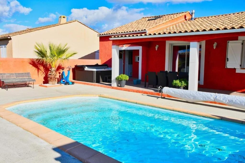 Villa de 3 chambres avec piscine privee jacuzzi et jardin clos a Carcassonne 34 Rue du Ventolet Aude, Occitanie, 11000 Carcassonne