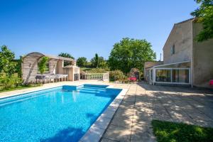 Villa de 3 chambres avec piscine privee jardin amenage et wifi a La Tour d'Aigues