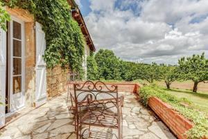 Villa de 3 chambres avec piscine privee jardin clos et wifi a Dunes