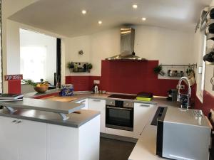 Villa de 3 chambres avec piscine privee jardin clos et wifi a Pietralba