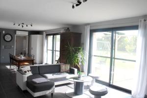 Villa de 3 chambres avec piscine privee sauna et jardin clos a Marigny