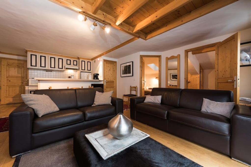 Villa de 4 chambres avec piscine privee jacuzzi et jardin amenage a Saint Desirat