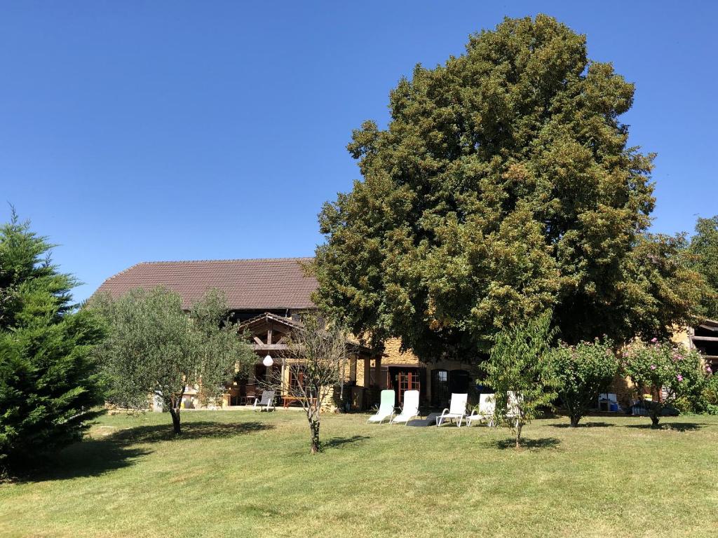 Villa de 4 chambres avec piscine privee jacuzzi et jardin clos a Proissans No name Dordogne, Nouvelle-Aquitaine, 24200 Proissans