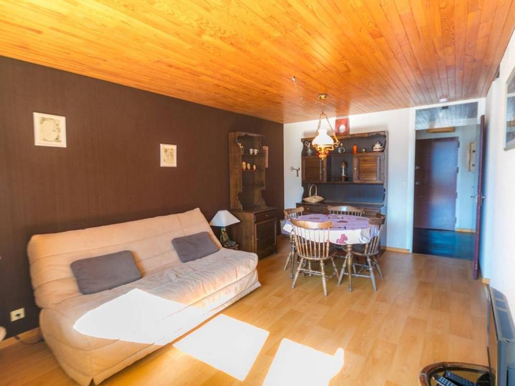 Villa de 4 chambres avec piscine privee jardin amenage et wifi a Genissac