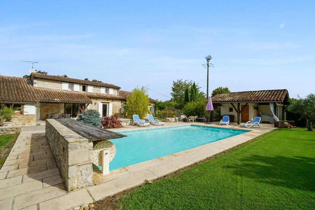 Villa Villa de 4 chambres avec piscine privee jardin amenage et wifi a Saint Sylvestre sur Lot Gouny 47140 Saint-Sylvestre-sur-Lot