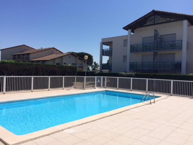 Villa de 4 chambres avec piscine privee jardin amenage et wifi a Villeneuve 04180 Villeneuve