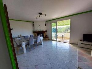 Villa de 4 chambres avec piscine privee jardin clos et wifi a Saint Nazaire