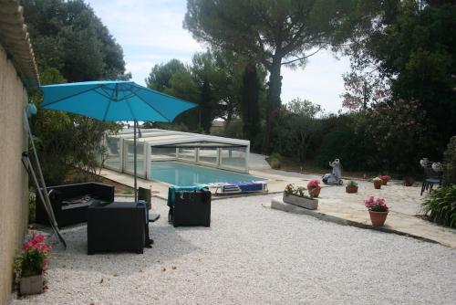 Villa de 4 chambres avec piscine privee jardin clos et wifi a Servian