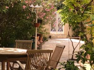 Villa de 4 chambres avec piscine privee jardin clos et wifi a Servian
